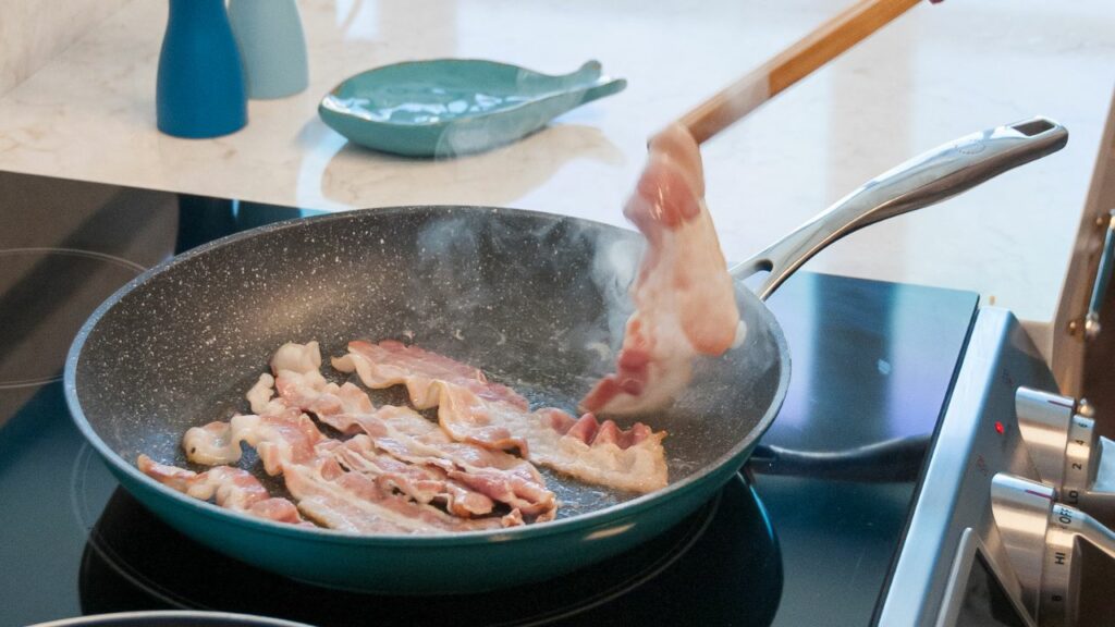 How Much Weight Does Bacon Lose When Cooked?